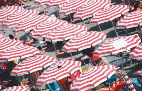No alla lobby balneare “La spiaggia  è un bene di tutti, riprendiamocela”