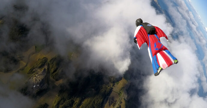 Belluno, base jumper 41enne precipita ai piedi del Civetta: l’incidente vicino al rifugio Capanna Trieste