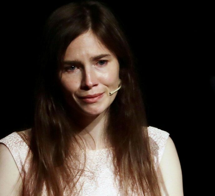 A 17 anni dall’omicidio di Meredith Kercher, iniziano le riprese della serie tv sul delitto di Perugia: Amanda Knox è tra i produttori