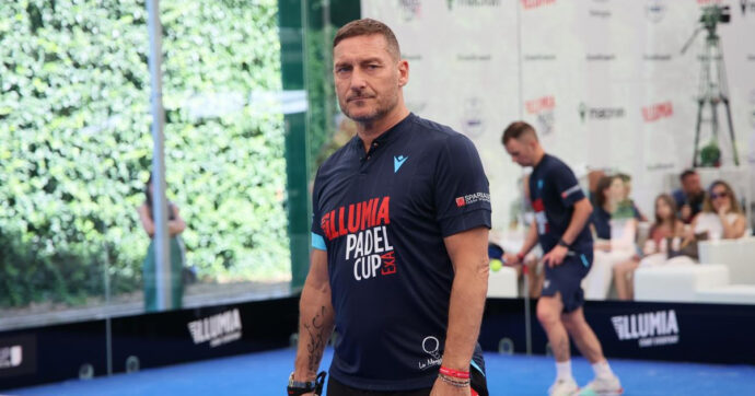 Francesco Totti vende la sua società immobiliare a un gruppo israeliano. 90 famiglie temono lo sgombero