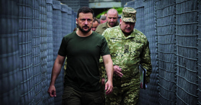 Zelensky caccia mezzo governo. Kuleba verrà spedito in Europa