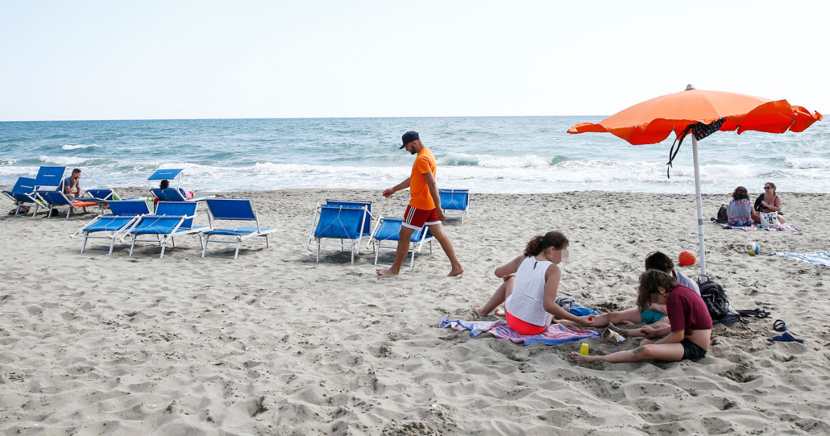 Bandiere verdi 2025: la nuova classifica delle spiagge family friendly in Italia e all’estero. La Calabria regna al primo posto da tredici anni Bandiere verdi 2025: la nuova classifica delle spiagge family friendly in Italia e all’estero. La Calabria regna al primo posto da tredici anni