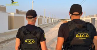 Copertina di Una banca occulta per riciclare denaro con le frodi fiscali: 30 indagati, sequestri per oltre 21 milioni. Contestato il metodo mafioso