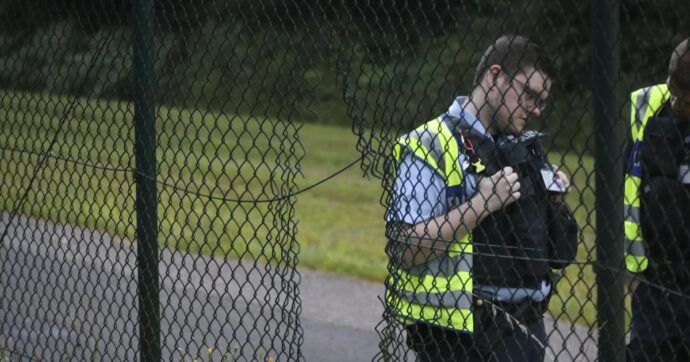 Germania, nuovo allarme: “Non bevete l’acqua del rubinetto”. Si sospetta un sabotaggio alla rete idrica di una base Nato a Colonia