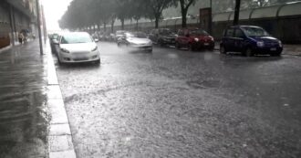 Copertina di Vento forte, pioggia e grandine a Torino: nubifragio allaga le strade del Lingotto e le trasforma in torrenti – Video