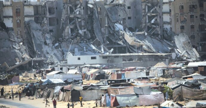 Giù le torri di Khan Younis. West Bank, coloni scatenati