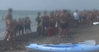 Copertina di Ferragosto a Ostia, cronaca di un linciaggio sfiorato: il branco contro lo straniero