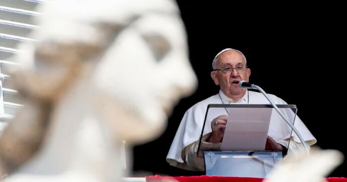 Appello del papa: “Si aprano le strade di pace”