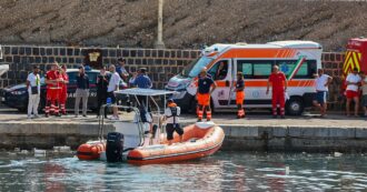 Copertina di Naufragio Palermo, una superstite: “Ho perso la bimba in mare, poi l’ho subito riabbracciata tra la furia delle onde”