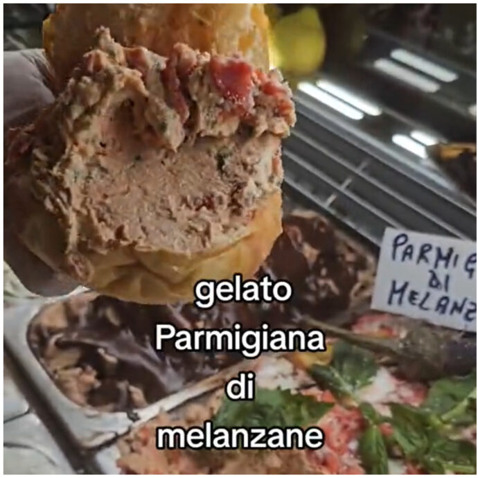 Nasce il gelato alla parmigiana di melanzane: l’idea di una gelateria campana diventa virale. L’ironia del Web: “A quando quello con pasta a vongole?”