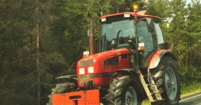 Copertina di Neonato di tre mesi muore investito dal trattore dello zio