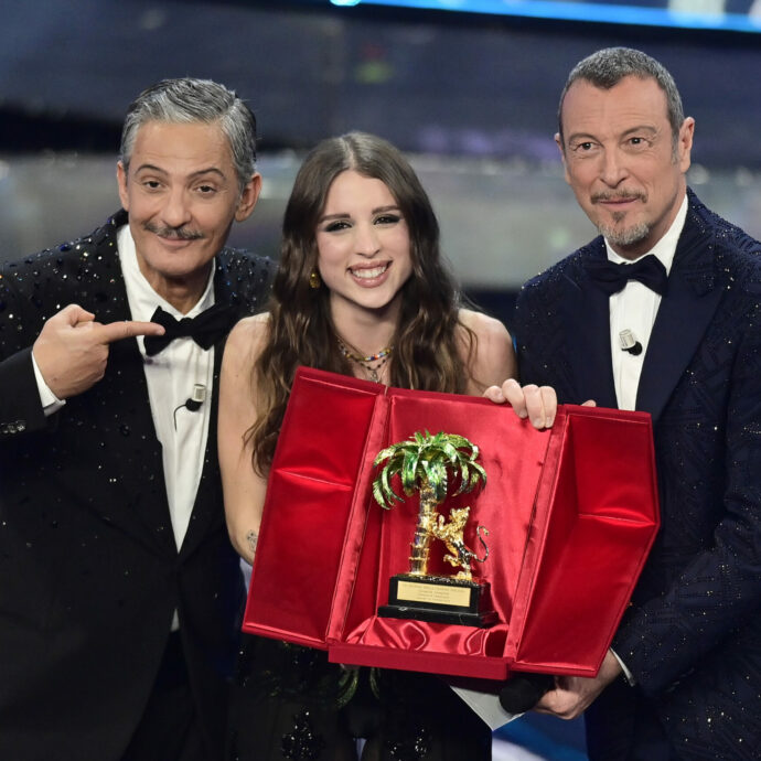 Sanremo 2025, confermata la clausola “anti Fazio”: il vincitore del Festival non potrà partecipare ad altri programmi tv fino al 18 febbraio 2025