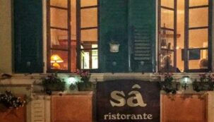 Copertina di Se vuoi sederti al tavolo devi ordinare almeno due piatti: la decisione di un ristorante ligure scatena la polemica social