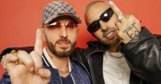 Copertina di Marracash, Geolier, Club Dogo e Liberato benedicono il ritorno dei  Co’Sang dopo dodici anni: “Dinastia” segna la supremazia dell’hip hop partenopeo