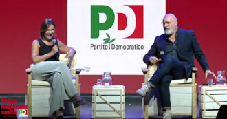 Copertina di “Renzi alleato del Pd”, il pubblico della festa dell’Unità non lo vuole: fischi e “buu”. Poi applaude alle parole di Conte sull’harakiri