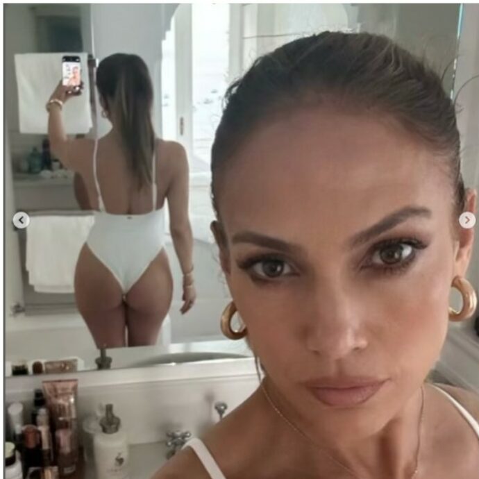 “Ben Affleck, ecco quello che ti sei perso”: le foto sexy di Jennifer Lopez e la stoccata all’ex