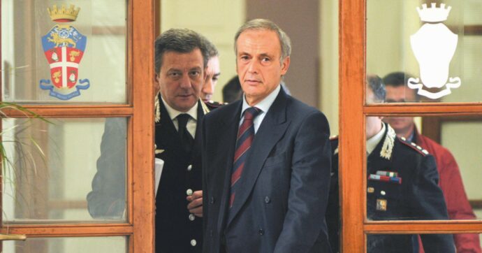 Accessi abusivi, i pm hanno trovato altri casi. “Grave rischio di inquinamento delle prove”