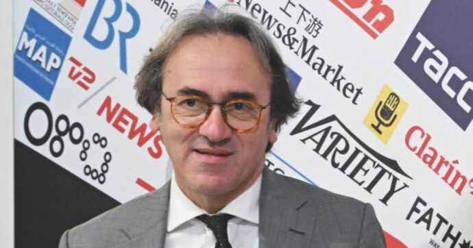 Bonelli va dai pm: “Reato di peculato”