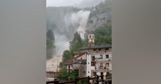 Copertina di Nubifragi in Piemonte, la cascata di Noasca torna a far paura: fiume d’acqua e fango giù dalla montagna