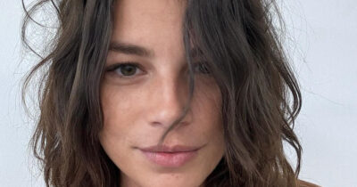 Copertina di È morto il nonno di Emma: “Ciao Leandro. Salutami papà”. La cantante condivide una foto sui social