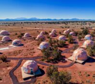 Copertina di East e West Coast, tutto l’oro degli Stati Uniti