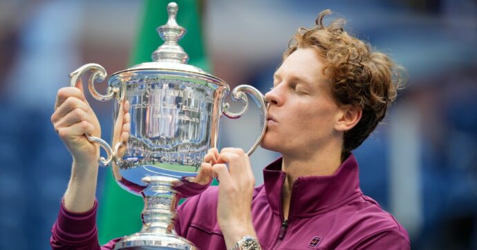 Sinner dopo la vittoria agli Us Open: “Sono stati mesi tosti. Ho imparato che fuori dal tennis c’è una vita”. La dedica alla zia