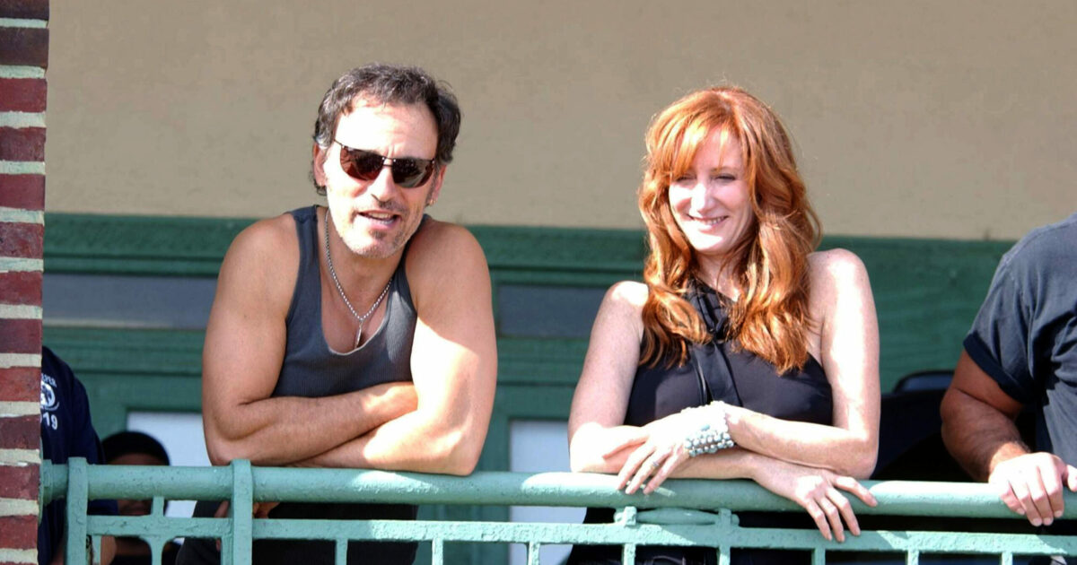 “Ho un mieloma multiplo. Devo stare attenta a cosa faccio e dove vado. È la mia nuova normalità”: parla la moglie di Bruce Springsteen, Patti Scialfa