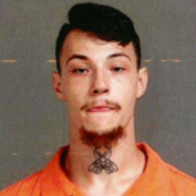 Si sposano e il giorno dopo vengono arrestati: lui incriminato per aver ucciso il suo testimone di nozze