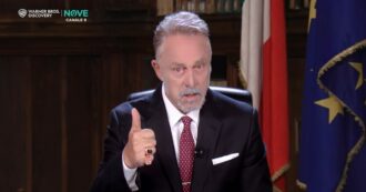 Crozza nei panni del neo-ministro Giuli: "I miei titoli? Sono amico della Meloni e della sorella Ariana..."