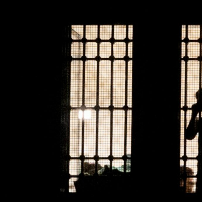 Condannato per omicidio, viene assolto dopo 38 anni in un carcere di massima sicurezza: “La svolta grazie al Dna”