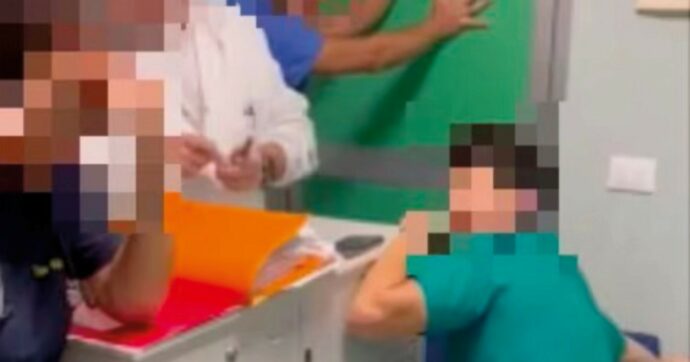 Violenze sui medici: gli operatori psichiatrici sono i più esposti, ma anche i meno tutelati