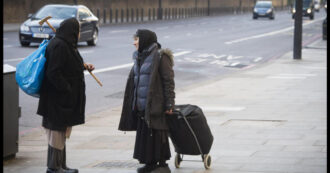 Copertina di Conti pubblici in rosso, il governo inglese fa cassa anche con i soldi per il riscaldamento dei pensionati poveri