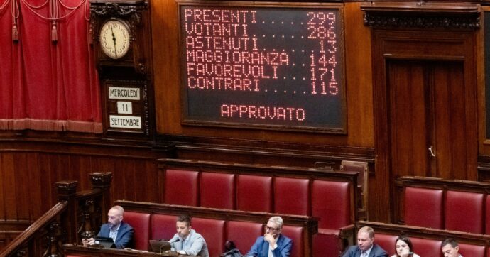 Propongo il mio ddl Sicurezza. Prima regola: chi pensa con la propria testa verrà decapitato