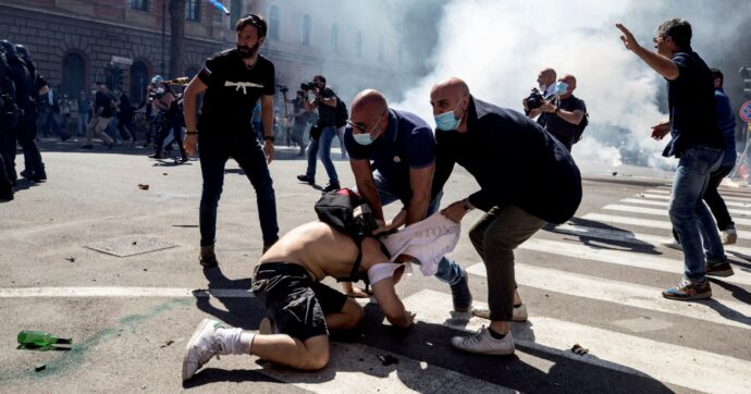 Copertina di Scontri Circo Massimo: condannati 6 ultras