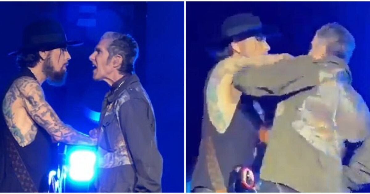 Botte da orbi sul palco durante il concerto dei Jane’s Addiction: il cantante Perry Farrell ha aggredito il chitarrista Dave Navarro. Il video diventa virale