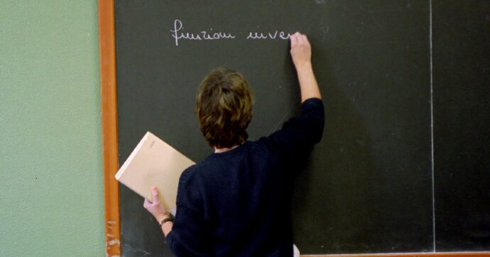 Aumenti stipendiali ai docenti  Flc Cgil: “I numeri non tornano”