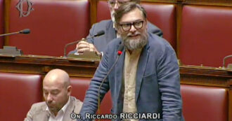 Copertina di Ius scholae, Ricciardi (M5s) al governo: “Perché non volete approvarlo? Il vostro cinismo si oppone ai diritti dei bambini”