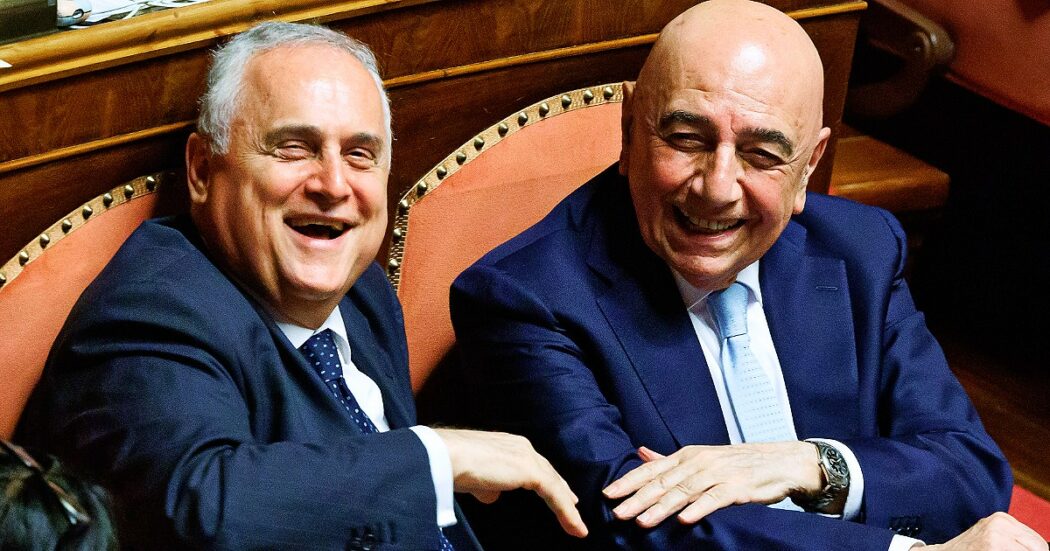 https://st.ilfattoquotidiano.it/wp-content/uploads/2024/09/17/lotito-galliani-1050x551.jpg