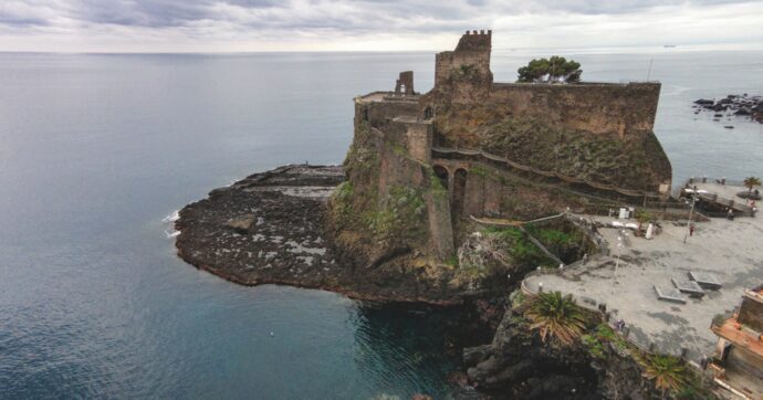 Il Comune di Aci Castello cerca un direttore “titolato” per il Museo. Compenso? Gratis