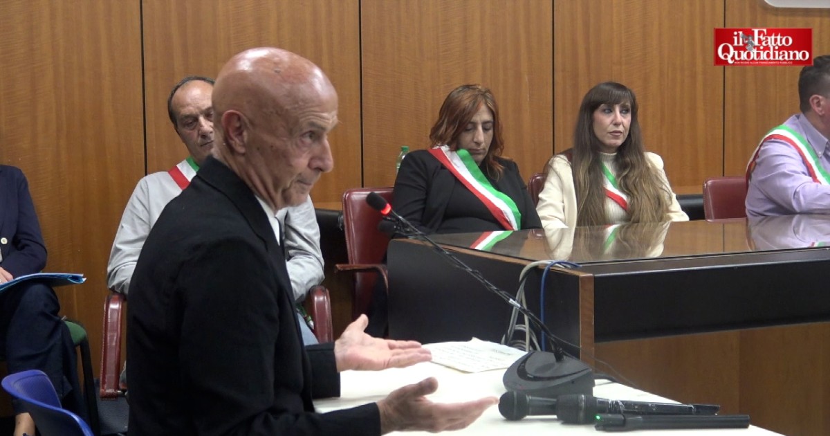 Regeni, la testimonianza di Minniti: “Da Egitto depistaggi per coprire gli 007, per noi non era possibile accettare le verità proposte”