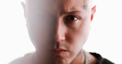 Copertina di “Locura è il termine che voglio attribuire alla fama nel bene e nel male. Dietro un artista c’è la persona, anche noi abbiamo momenti no”: Lazza a FqMagazine