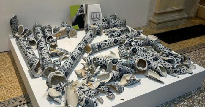 Distrutta un’opera di Ai Weiwei durante mostra d’inaugurazione