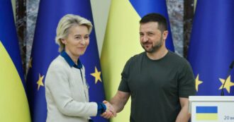 Copertina di Von der Leyen va a Kiev con un prestito da 35 miliardi a Zelensky. Mosca: “Nostre atomiche in Bielorussia, se attaccate sarà un disastro”