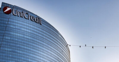 Copertina di Bpm presenta esposto all’Antitrust contro l’offerta di Unicredit: “L’operazione è una killer acquisition per eliminare un concorrente”