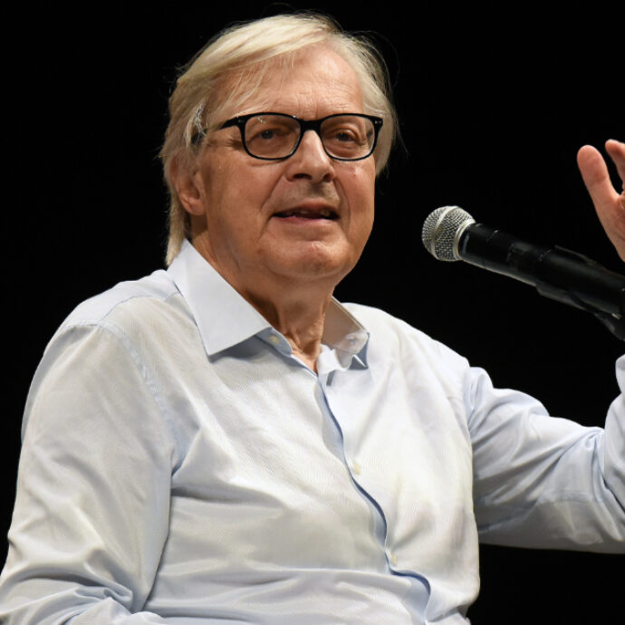 “La depressione? Mi sento meglio, sto tornando”: Vittorio Sgarbi parla per la prima volta dopo il ricovero in ospedale
