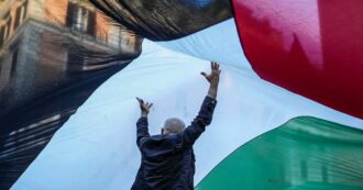 Copertina di Cortei pro Palestina a Roma vietati, gli organizzatori: “Il 5 ottobre in piazza scendiamo comunque”