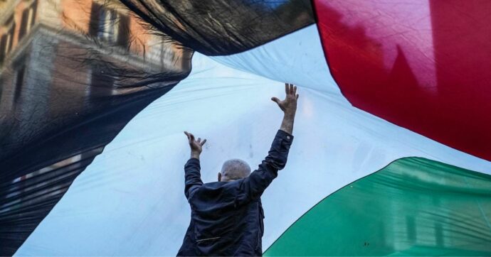 Cortei pro Palestina a Roma vietati, gli organizzatori: “Il 5 ottobre in piazza scendiamo comunque”