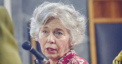 Copertina di “Non avevo i soldi per mangiare. Non mi vergogno a dire che sono andata alla Caritas, poi ho iniziato a fare le pulizie per una cooperativa di ex detenuti”: parla Irene Pivetti