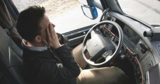 Copertina di “Attenzione al virus della pigrizia, primo caso della storia registrato nel Regno Unito”: l’allarme dell’Agenzia per la sicurezza sanitaria. Ecco cos’è e quali sono i sintomi