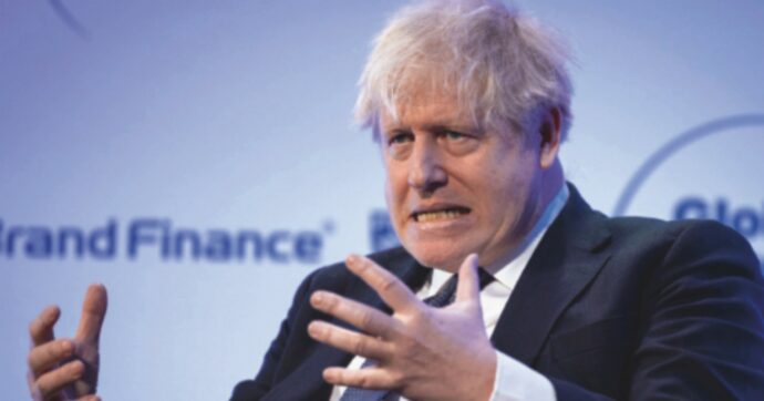 Boris Johnson: “Volevo invadere l’Olanda per prendere i vaccini”